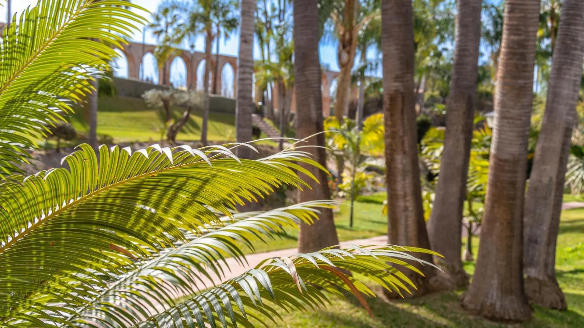 Casablanca 25 Oasis Properties Nerja 0*,