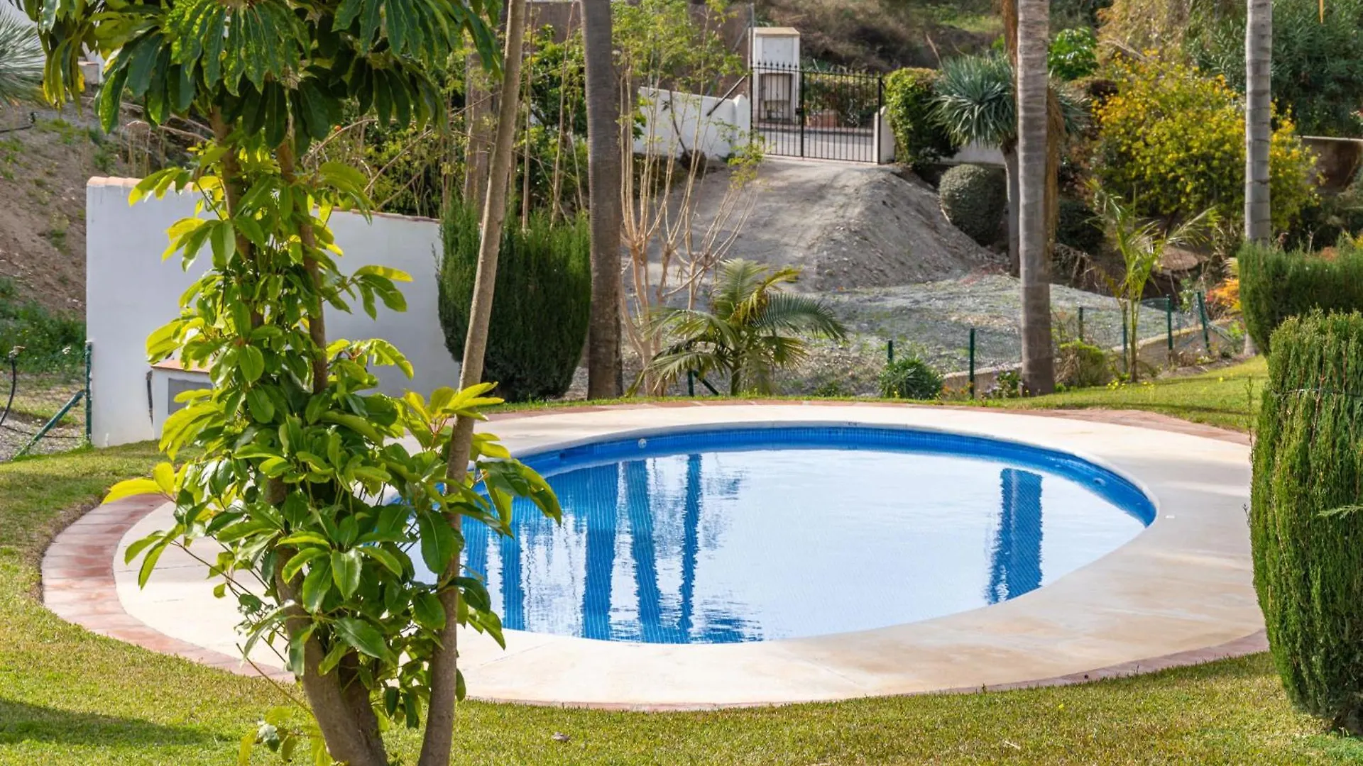 Casablanca 25 Oasis Properties Nerja Apartment