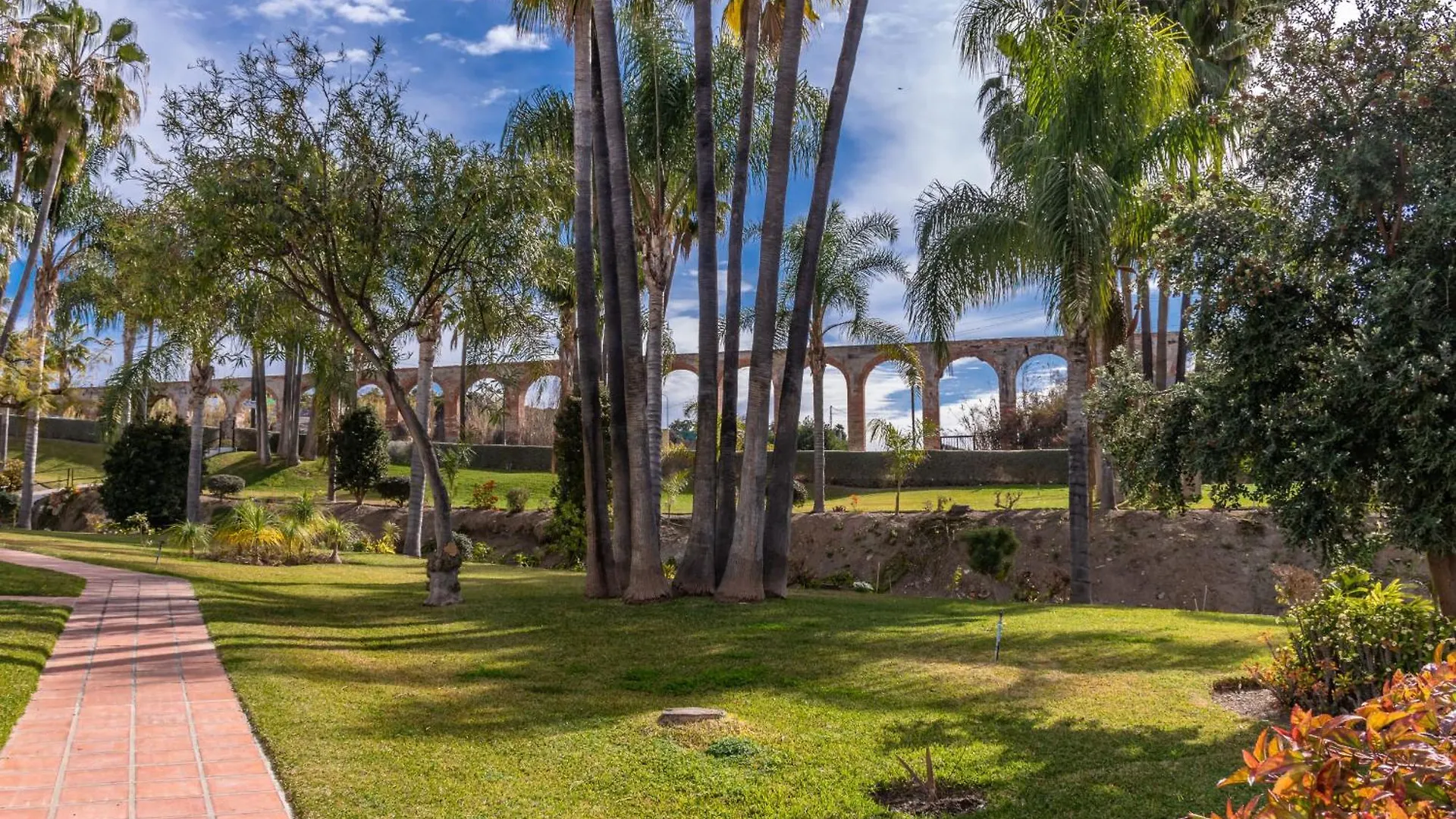 Casablanca 25 Oasis Properties Nerja İspanya