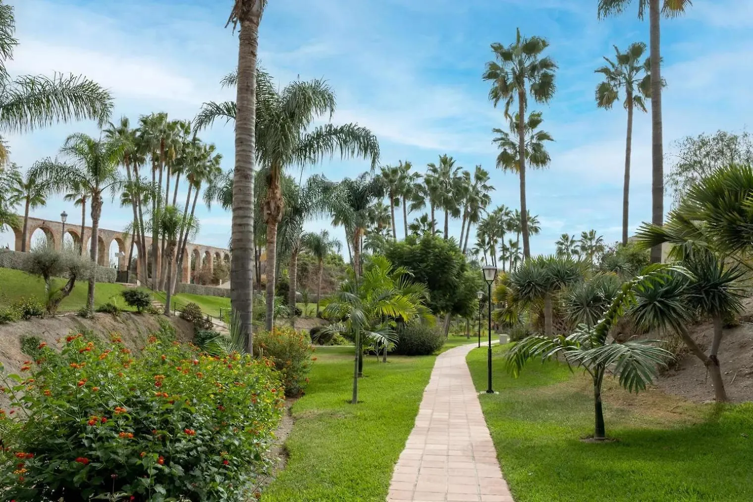 Casablanca 25 Oasis Properties Nerja Apartment